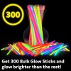 Glow Sticks - Paquete de 400 unidades de 8 pulgadas que brillan en la oscuridad, palos de luz, collares y pulseras brillantes